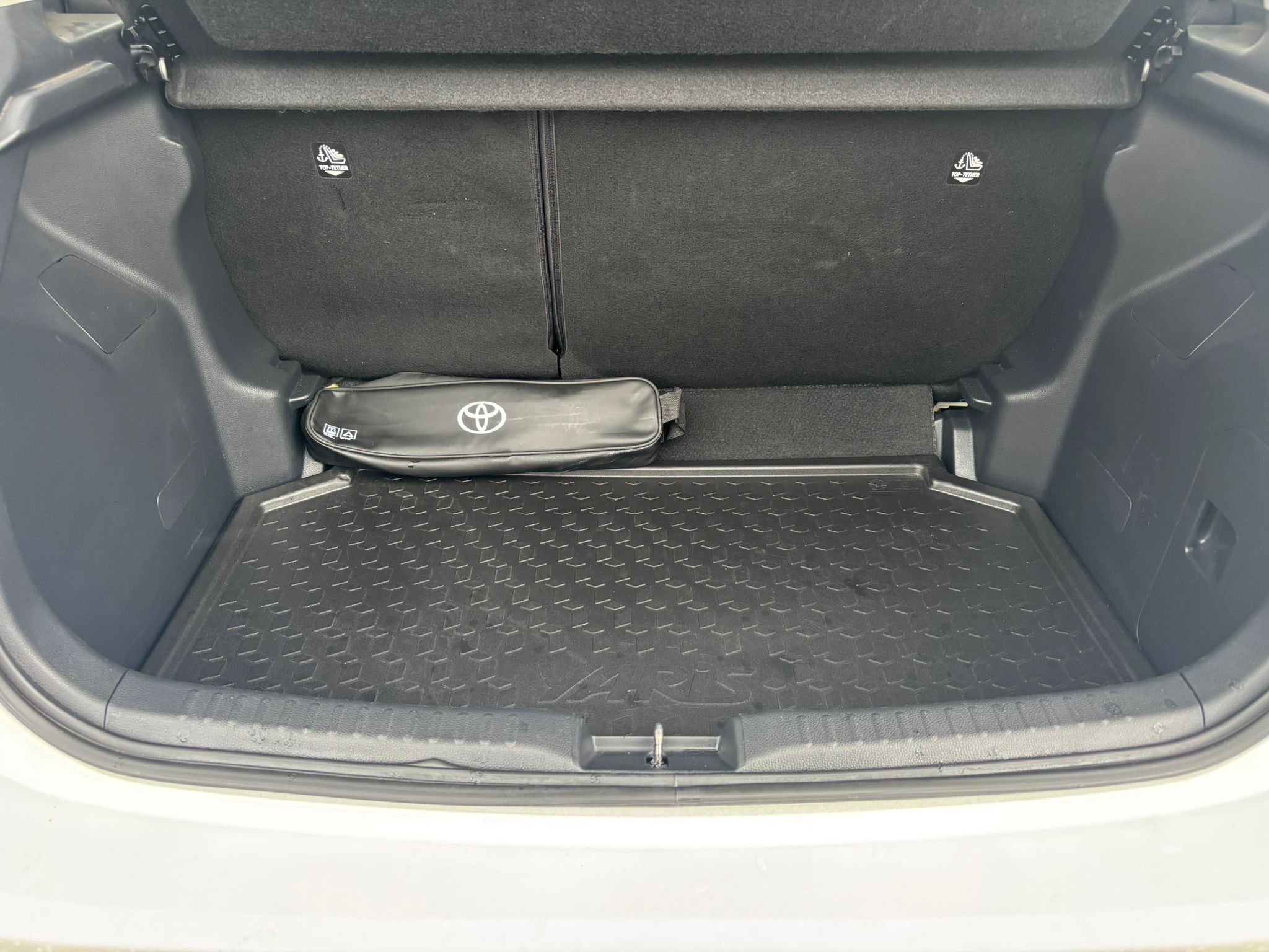 TOYOTA YARIS Yaris 1.5 Hybrid 115 Comfort Plus