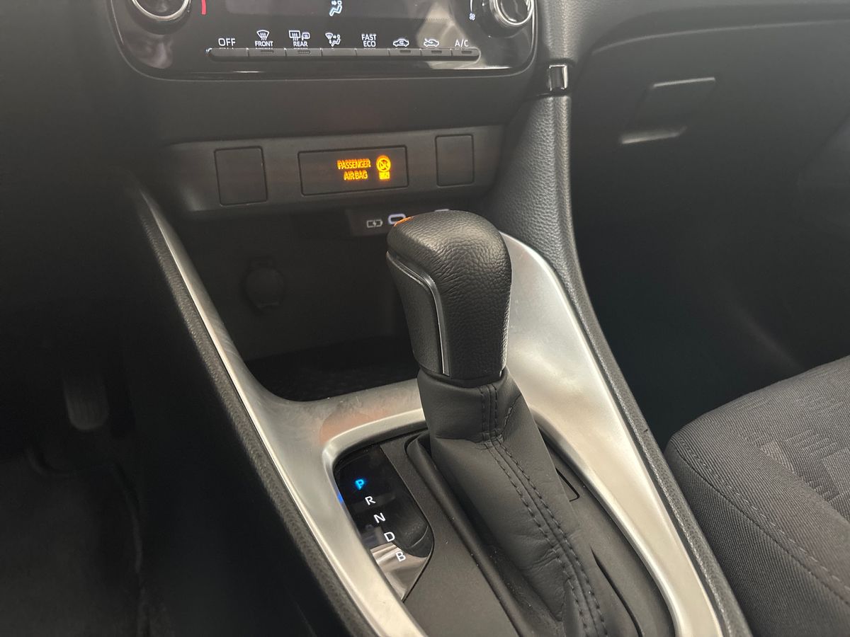 TOYOTA YARIS Yaris 1.5 Hybrid 115 Comfort Plus