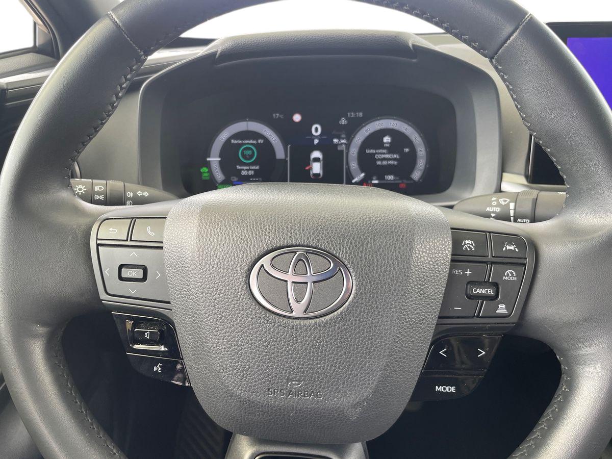 TOYOTA TOYOTA C-HR PLUG-IN Toyota C-HR Plug-in 2.0 Hybrid Dynamic Force SQUARE Collection