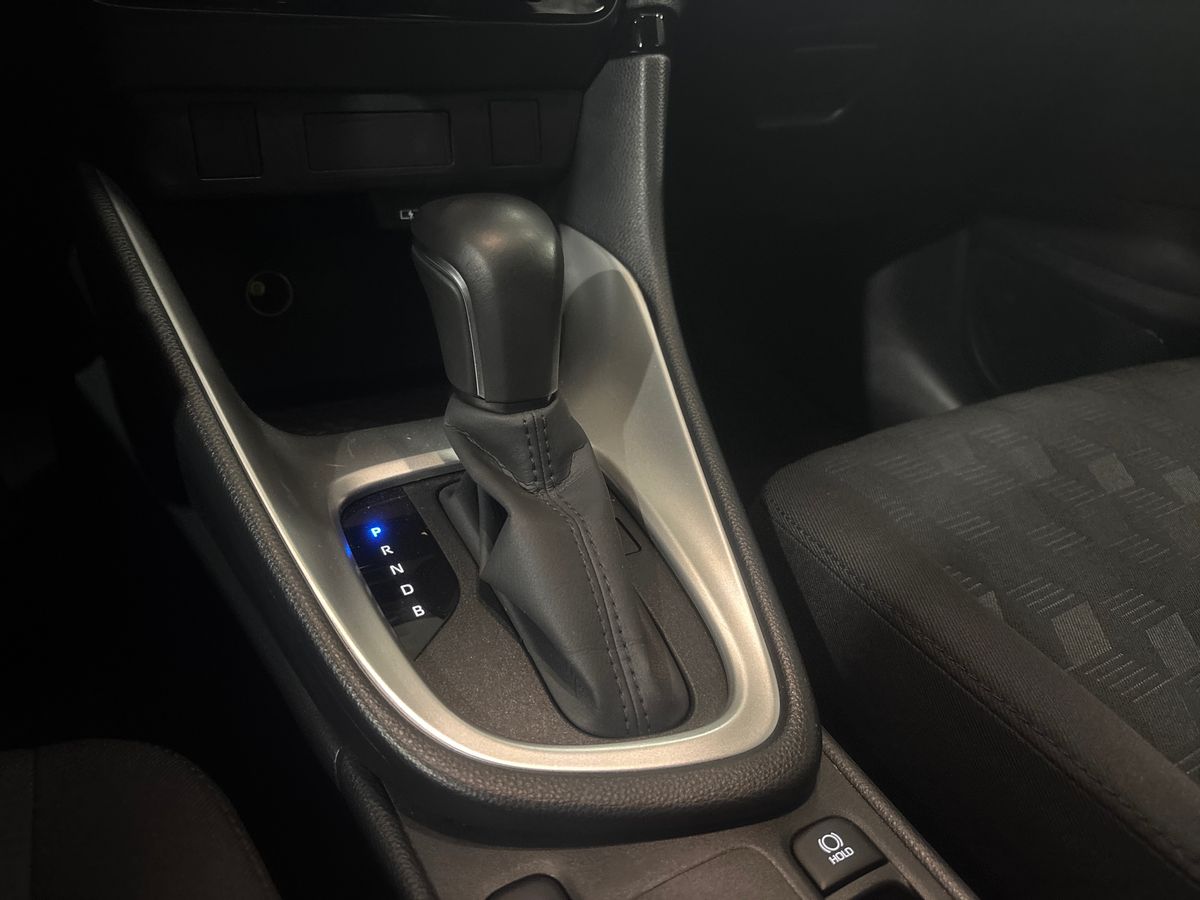 TOYOTA YARIS Yaris 1.5 Hybrid 115 Comfort Plus