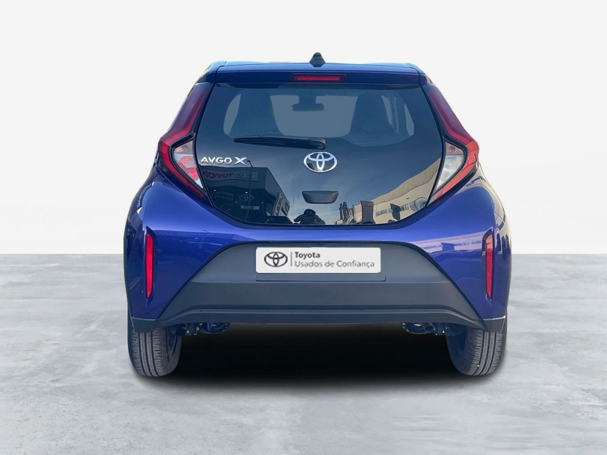 TOYOTA AYGO X Aygo X play 1.0G
