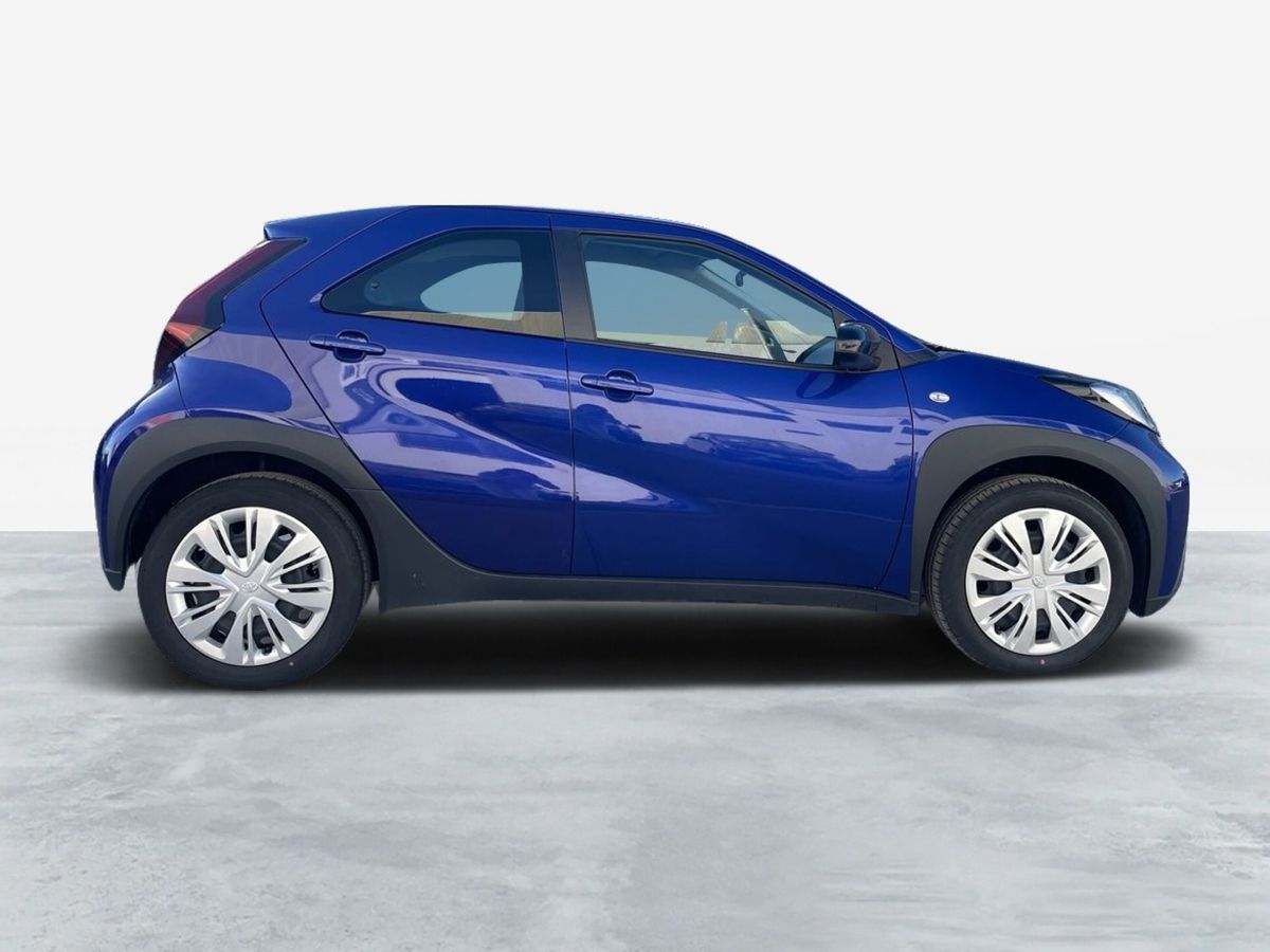 TOYOTA AYGO X Aygo X play 1.0G