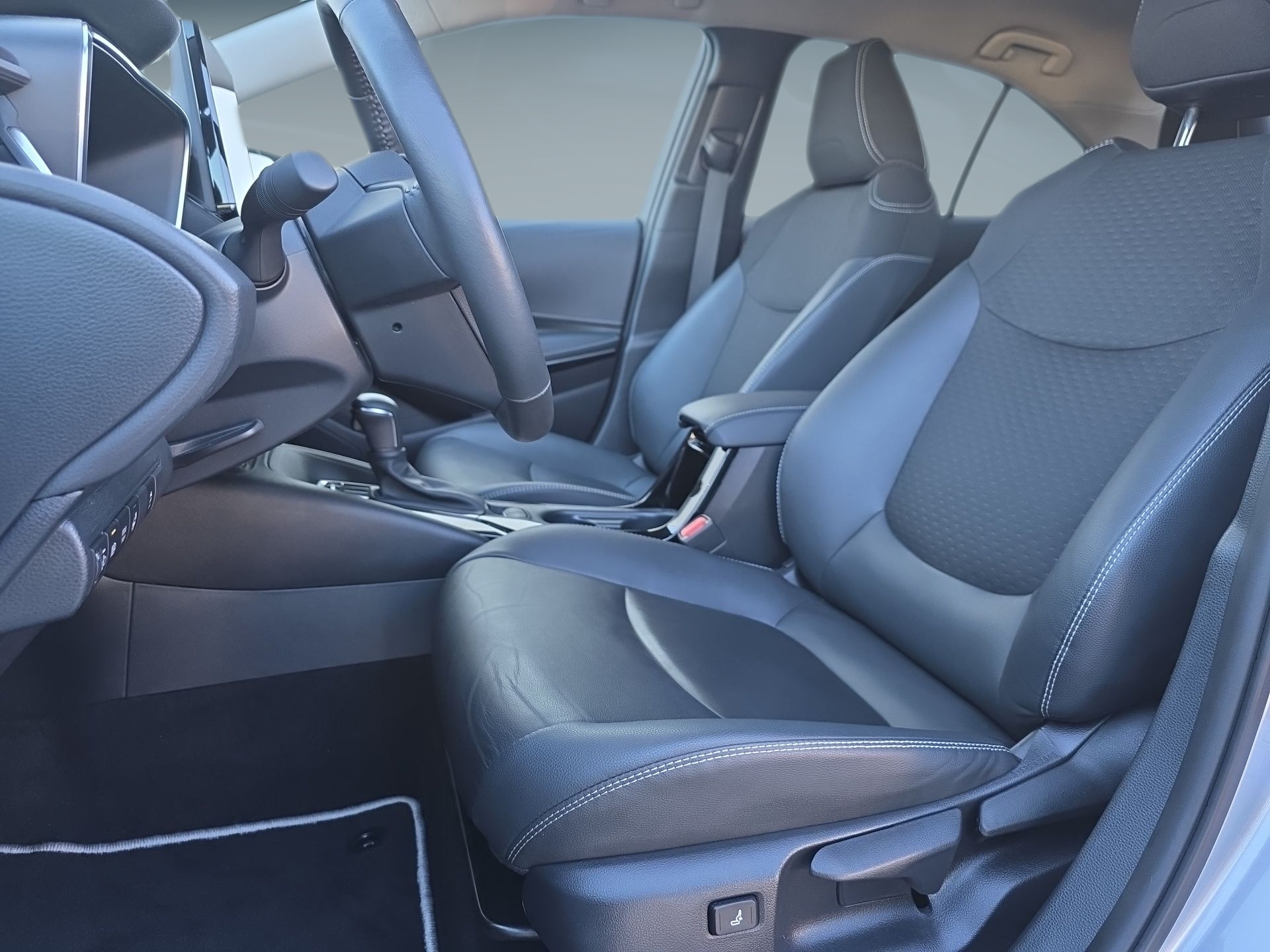 TOYOTA COROLLA SEDAN Corolla SD 1.8 Hybrid Luxury