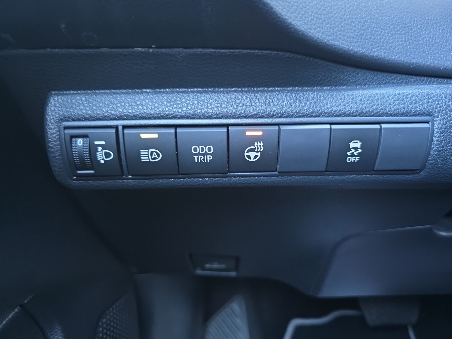 TOYOTA COROLLA SEDAN Corolla SD 1.8 Hybrid Luxury