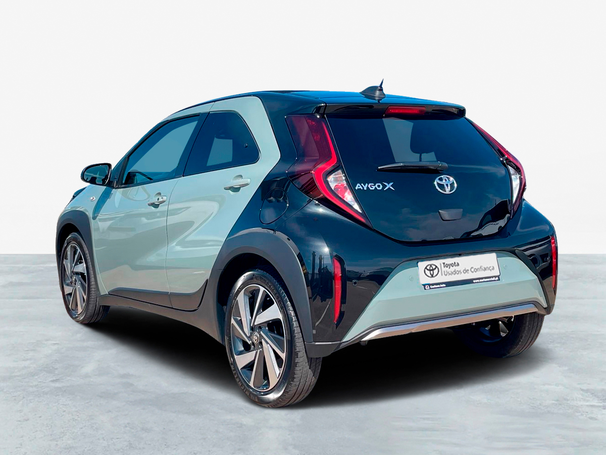 TOYOTA AYGO X Aygo X envy 1.0G CVT