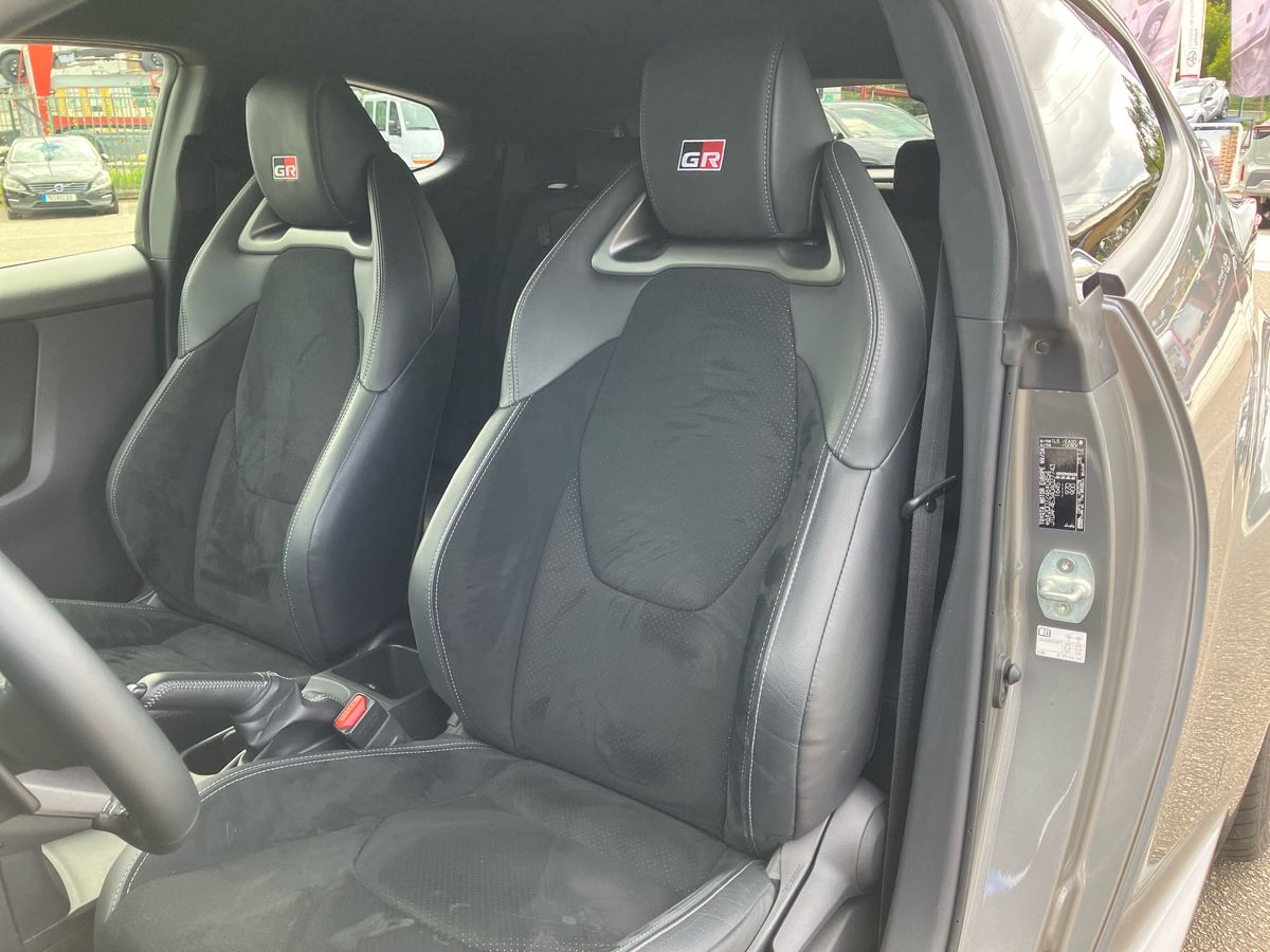 TOYOTA GR YARIS GR Yaris 1.6T Legend T/A