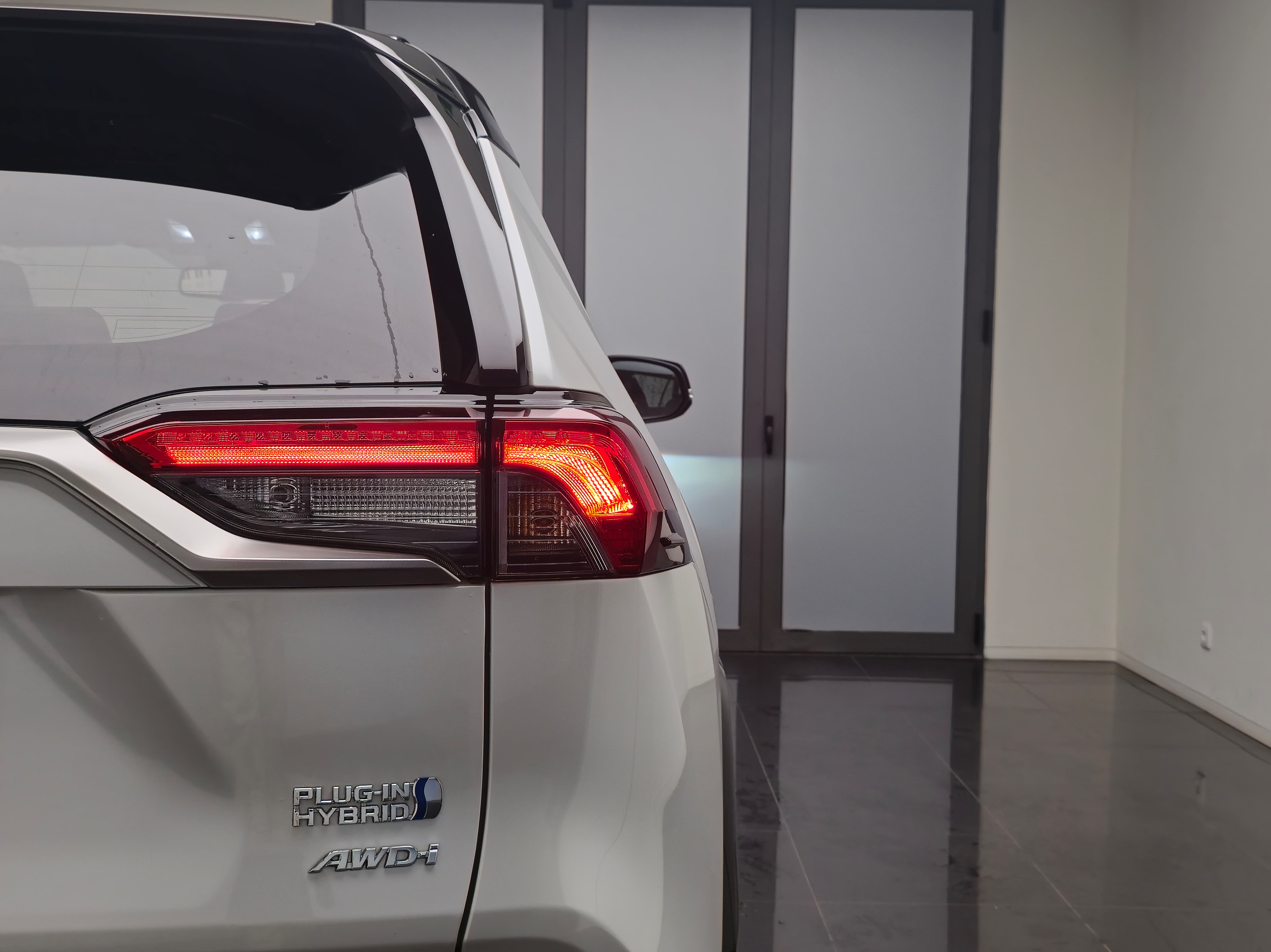TOYOTA RAV4 PLUG-IN RAV4 Plug-in 2.5 Hybrid Dynamic Force SQUARE Collection AWD-i