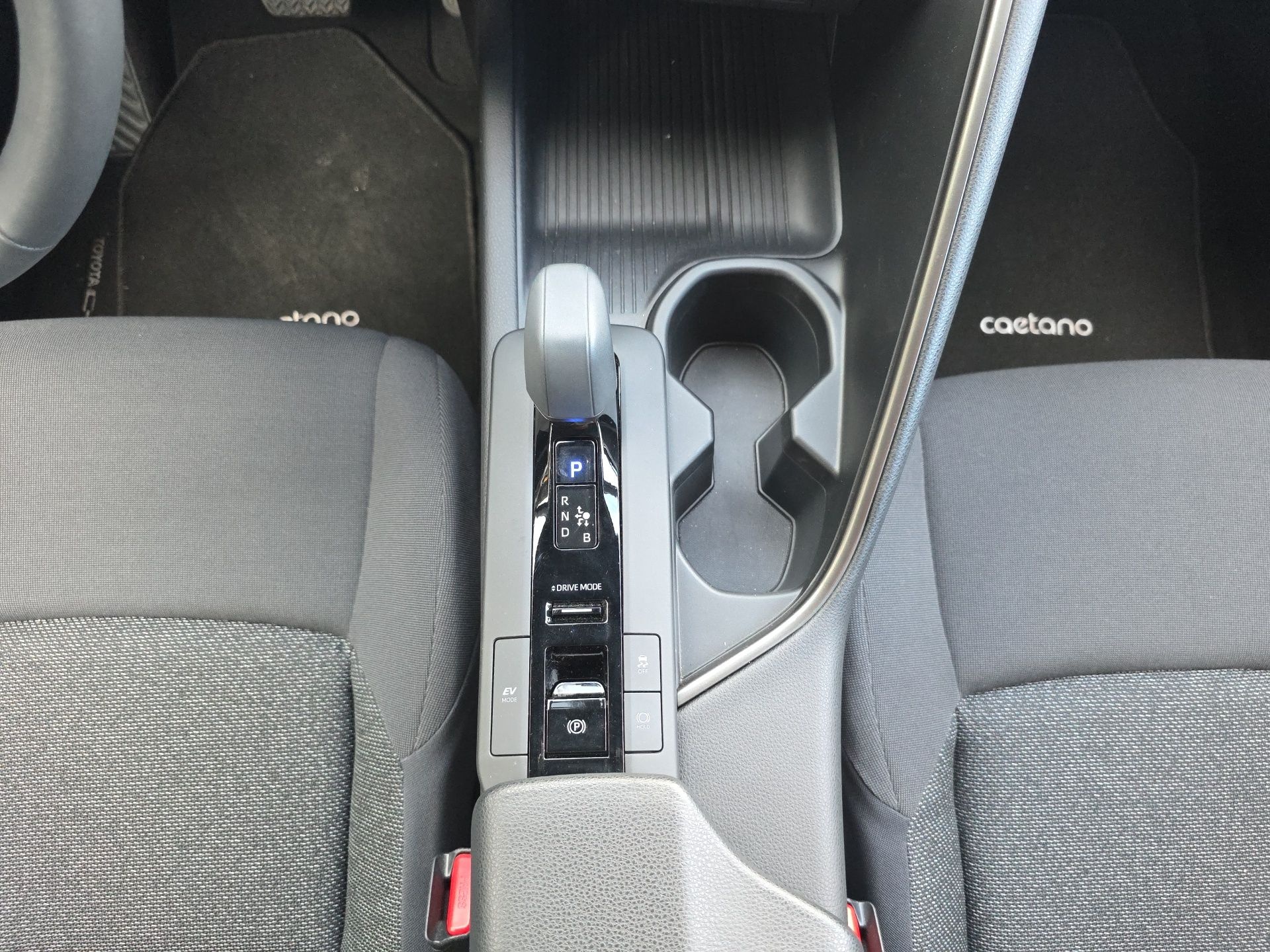 TOYOTA TOYOTA C-HR Toyota C-HR 1.8 Hybrid Comfort