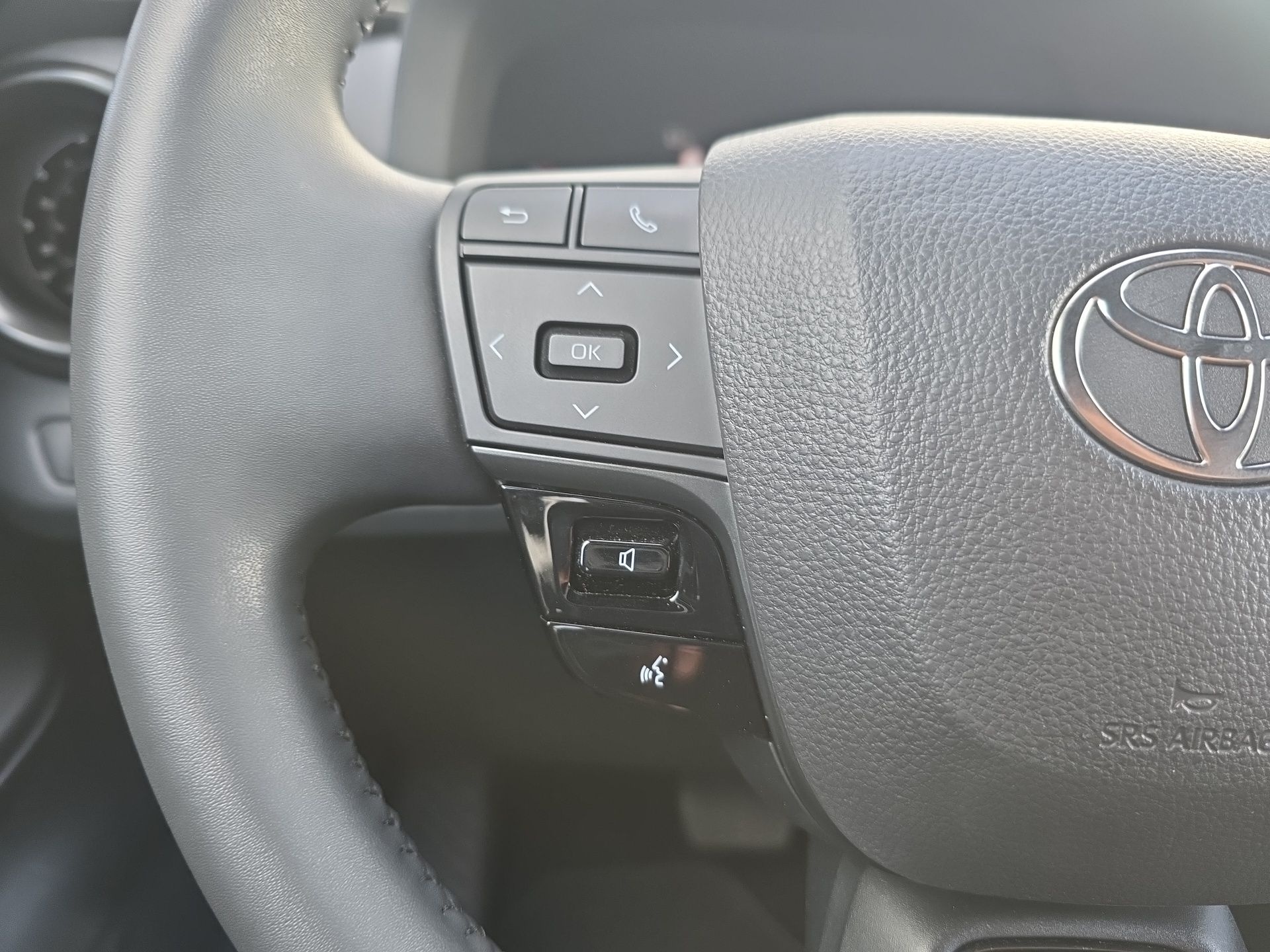 TOYOTA TOYOTA C-HR Toyota C-HR 1.8 Hybrid Comfort