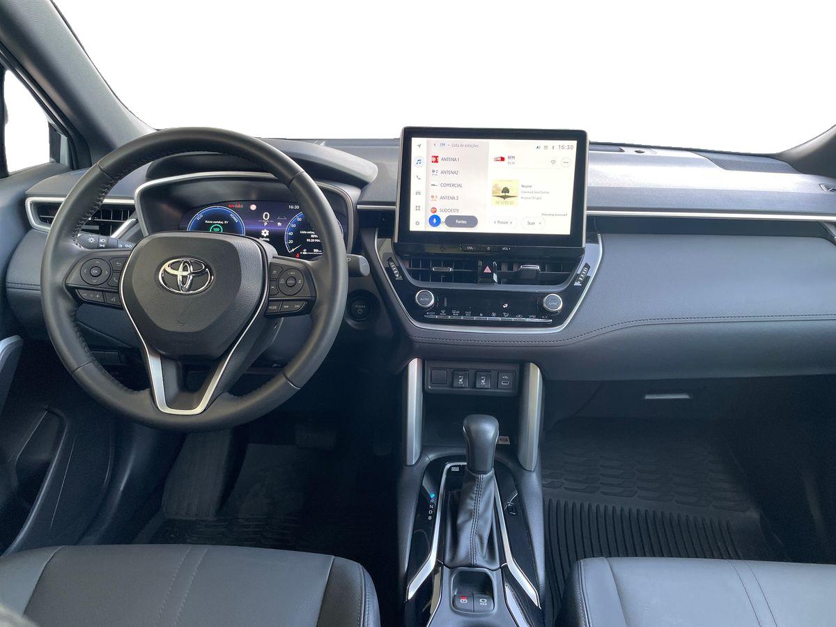 TOYOTA COROLLA CROSS Corolla Cross 2.0 Hybrid Luxury
