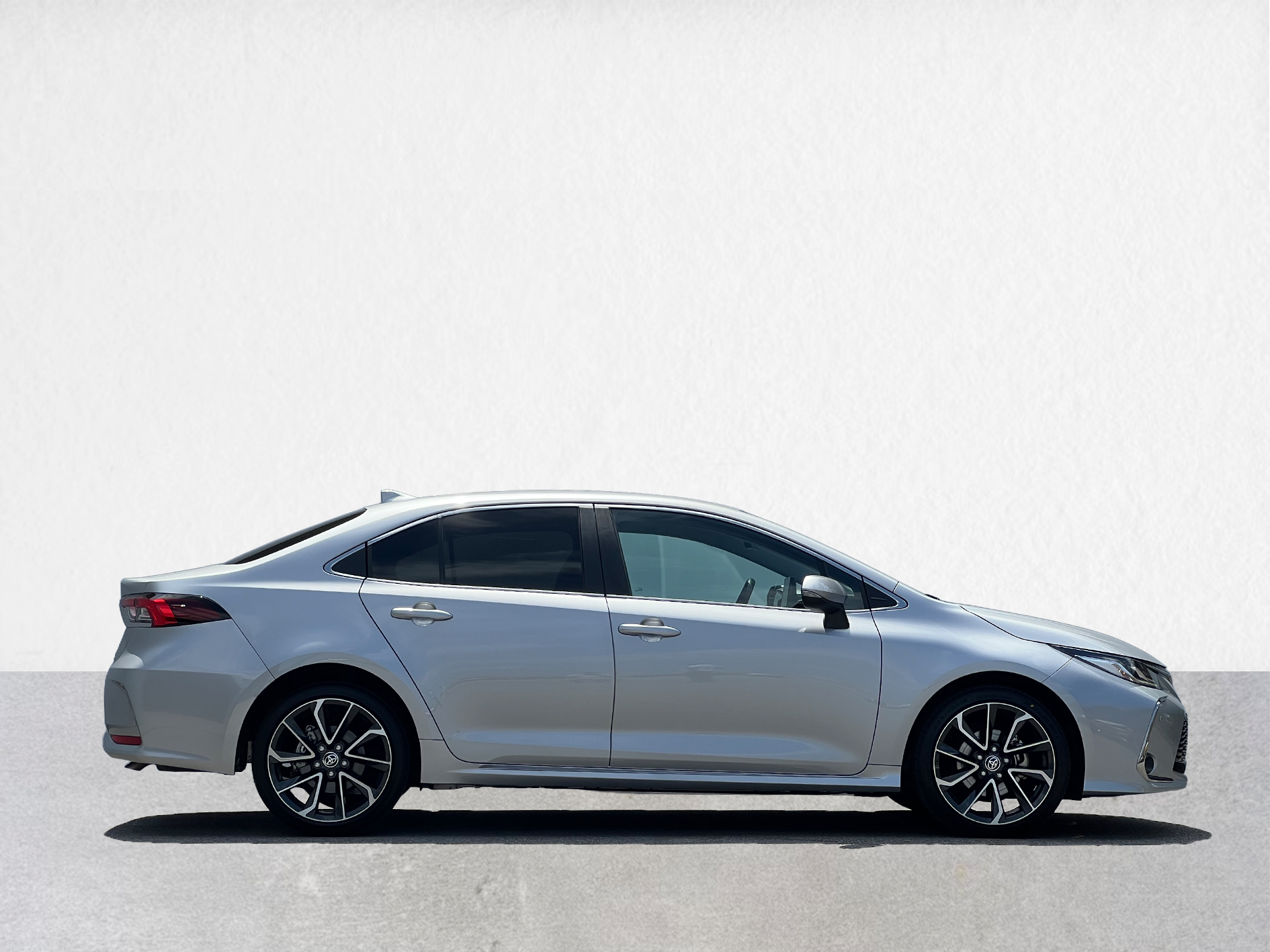TOYOTA COROLLA SEDAN Corolla SD 1.8 Hybrid Luxury