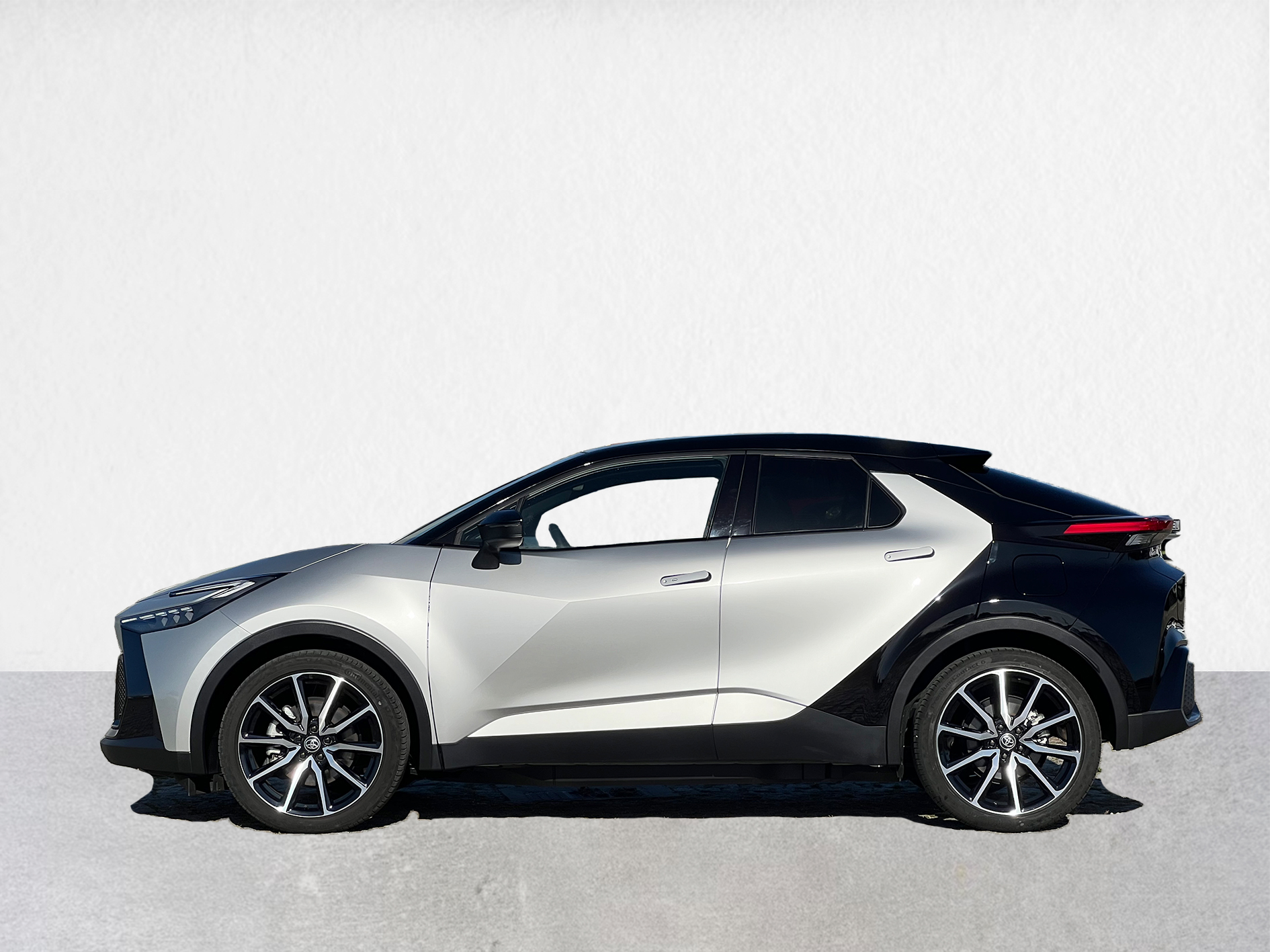 TOYOTA TOYOTA C-HR PLUG-IN Toyota C-HR Plug-in 2.0 Hybrid Dynamic Force GR Sport Premiere Edition