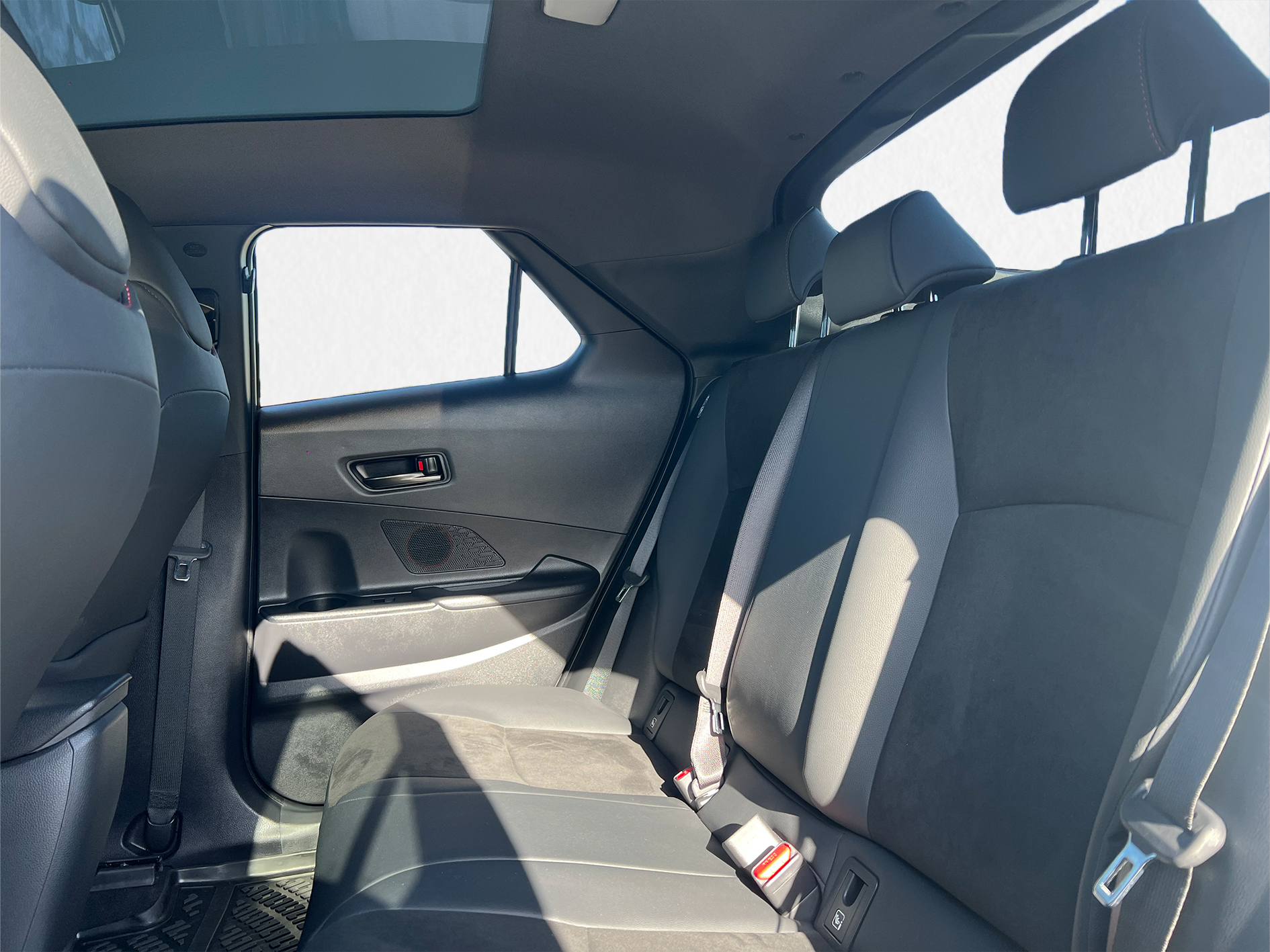 TOYOTA TOYOTA C-HR PLUG-IN Toyota C-HR Plug-in 2.0 Hybrid Dynamic Force GR Sport Premiere Edition
