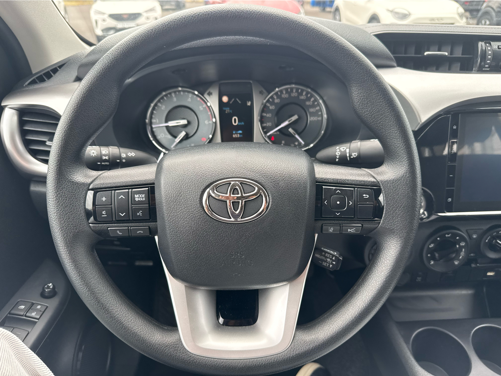 TOYOTA HILUX Hilux 2.4D 4x4 Cabina Dupla Caixa Met�lica