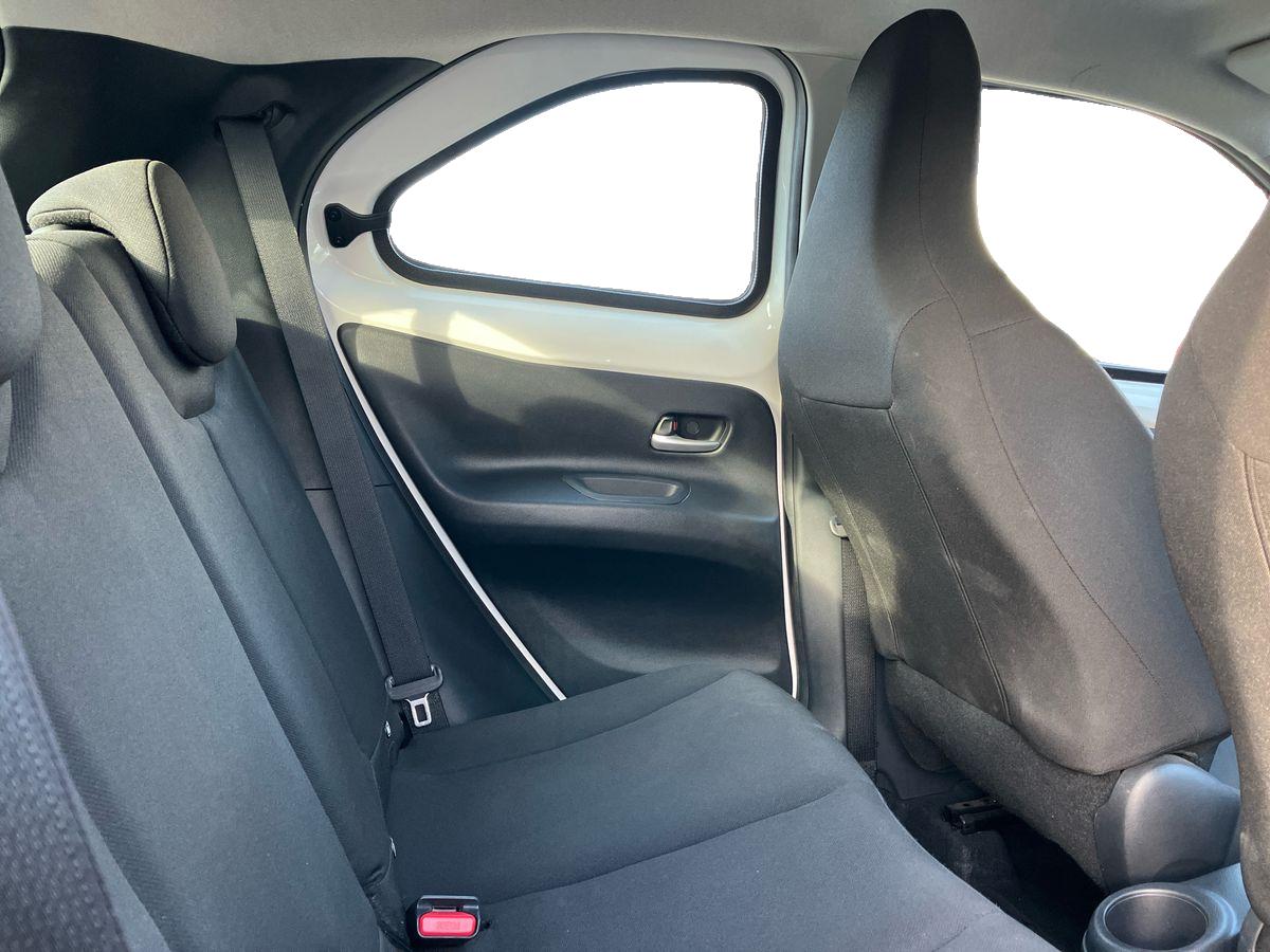 TOYOTA AYGO X Aygo X play 1.0G