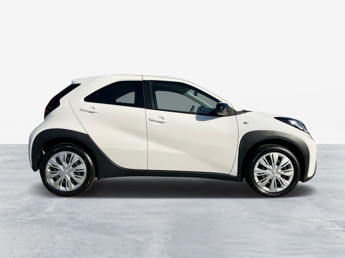 TOYOTA AYGO X Aygo X play 1.0G
