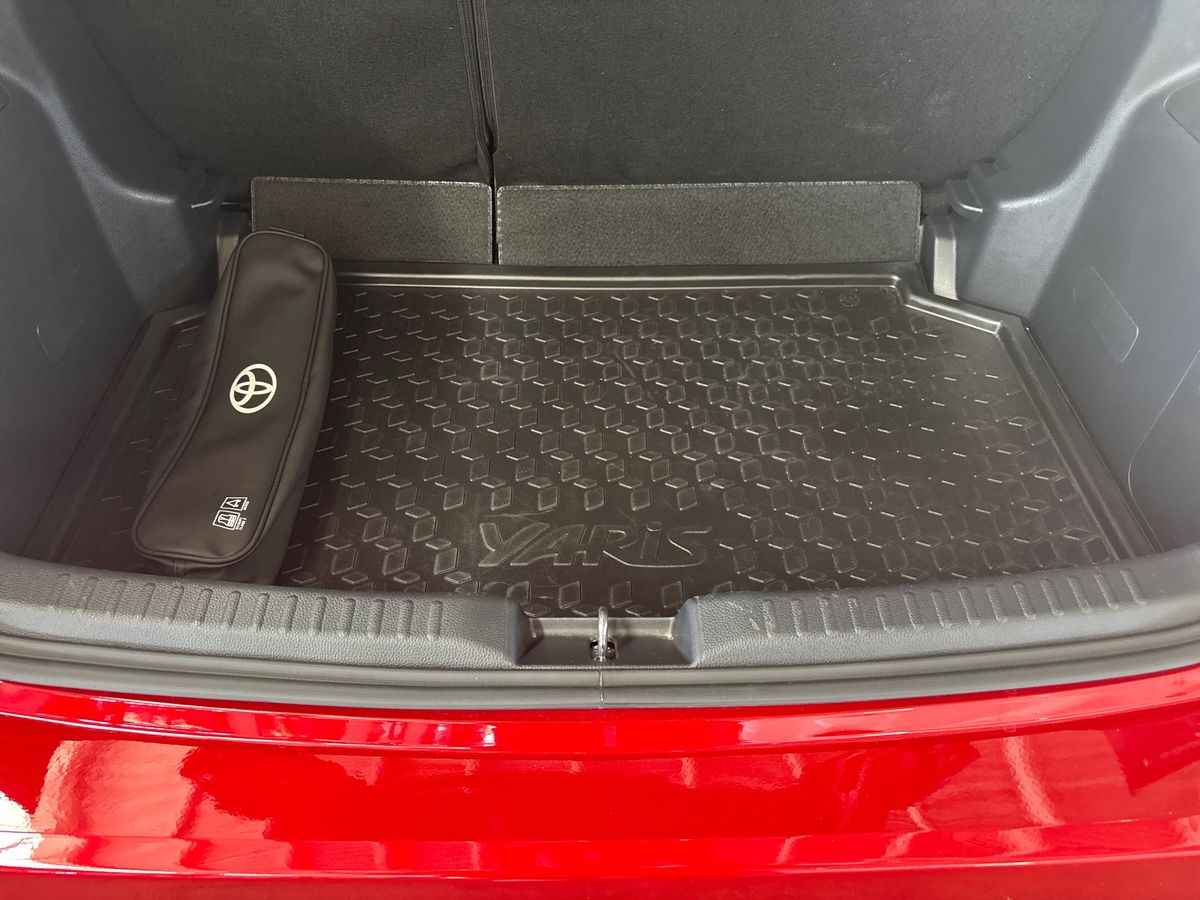 TOYOTA YARIS Yaris 1.5 Hybrid 115 Comfort Plus