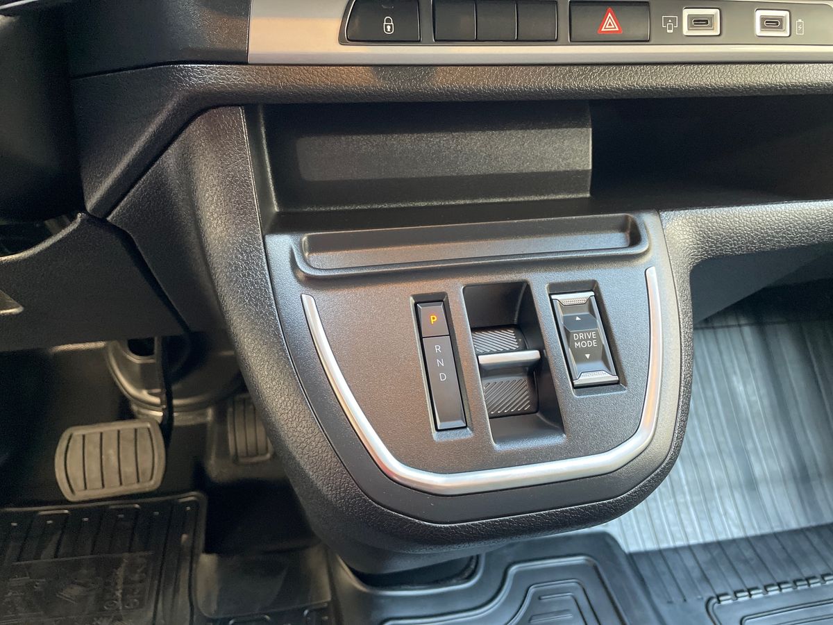 TOYOTA PROACE VERSO BEV Proace Verso BEV L2 75kWh Exclusive 9L