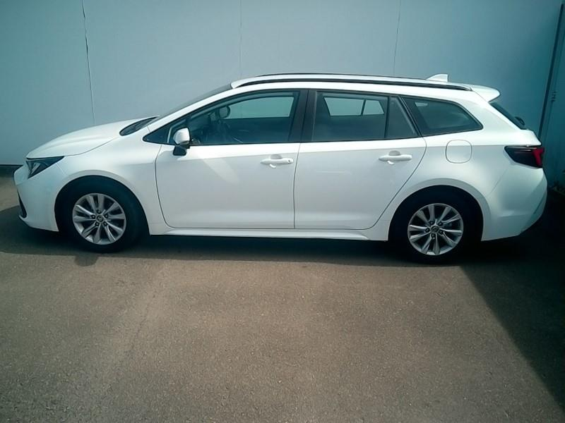 Ver detalhes de TOYOTA COROLLA TS Corolla TS 1.8 Hybrid Comfort