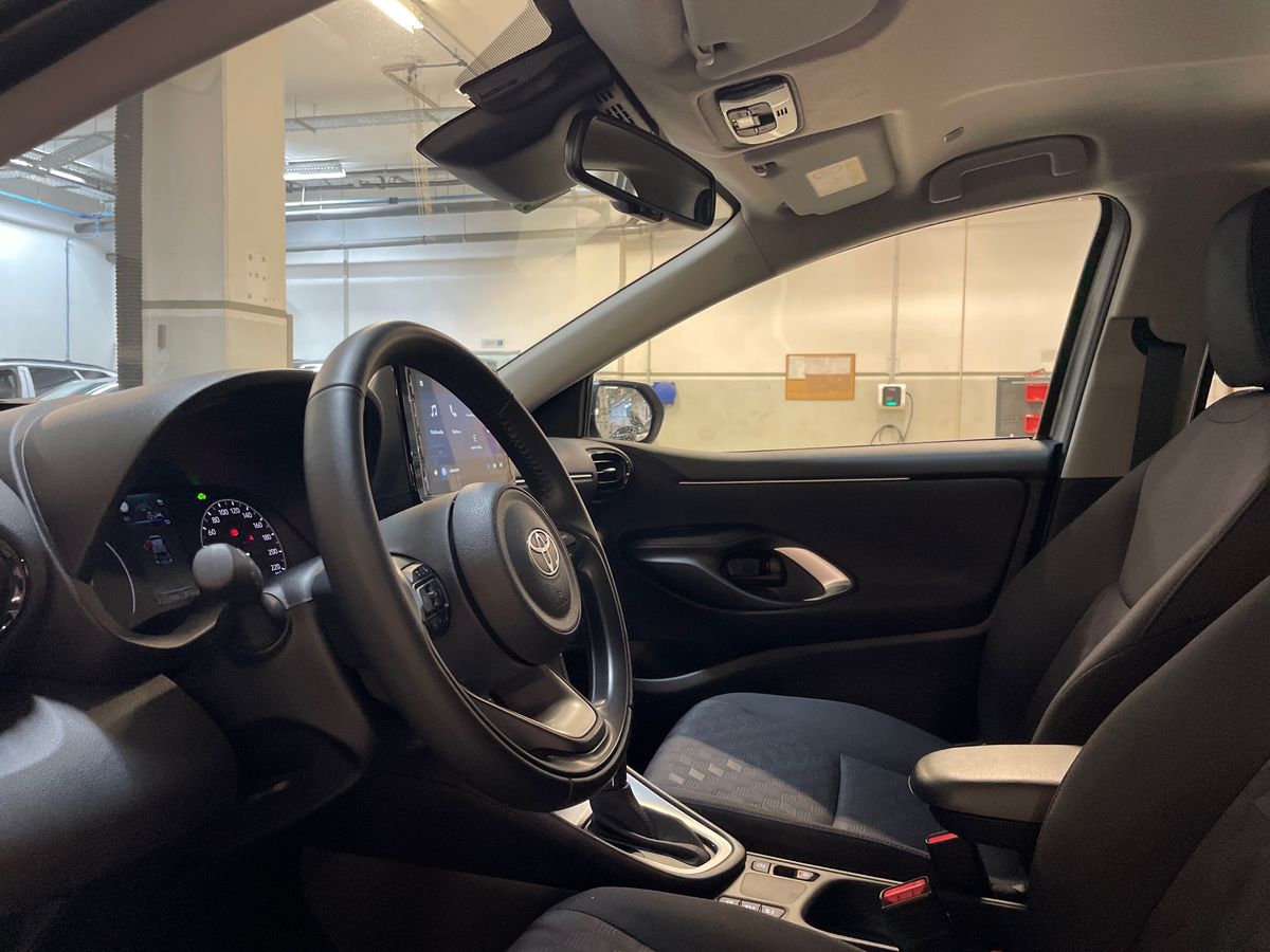 TOYOTA YARIS Yaris 1.5 Hybrid 115 Comfort Plus