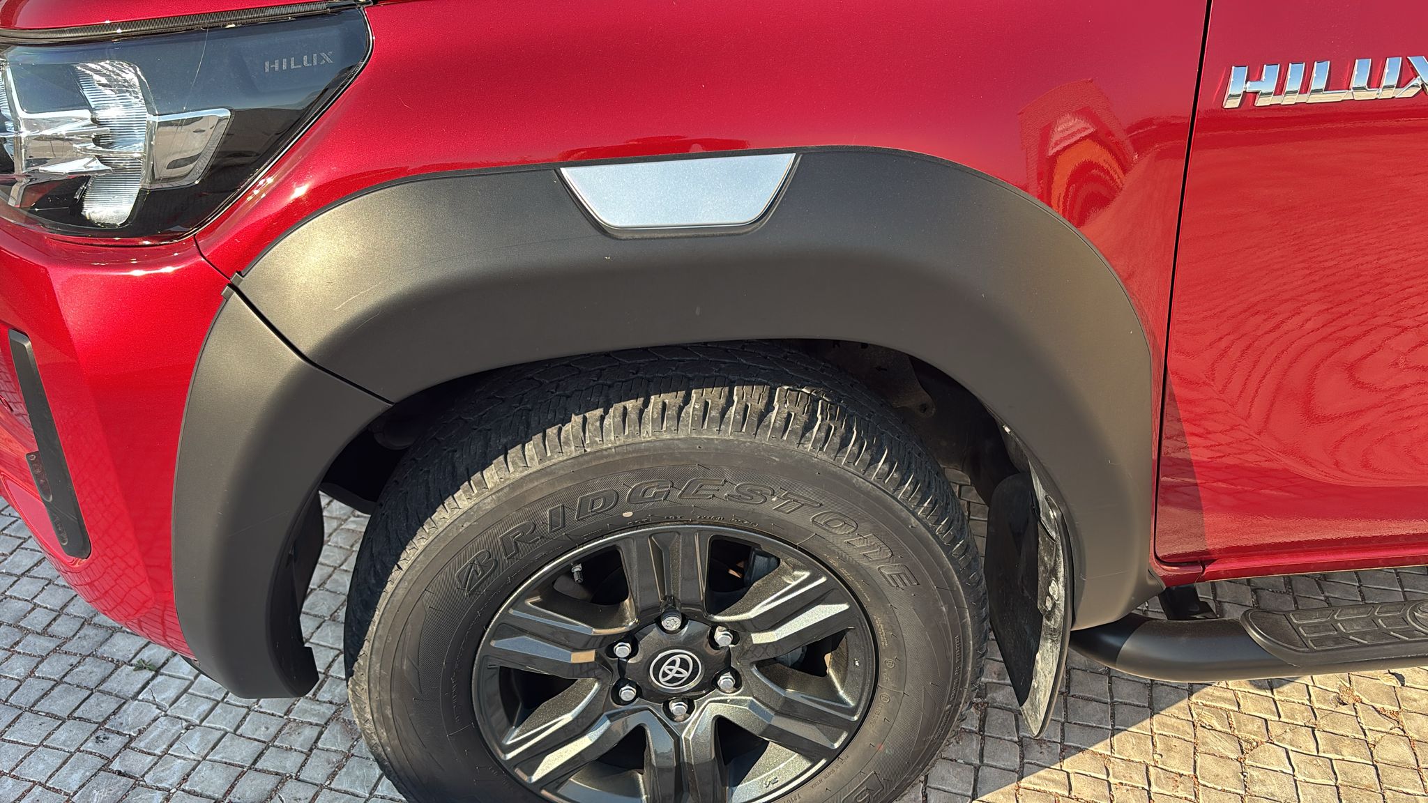 TOYOTA HILUX Hilux 2.4D 4x4 Tracker 3L