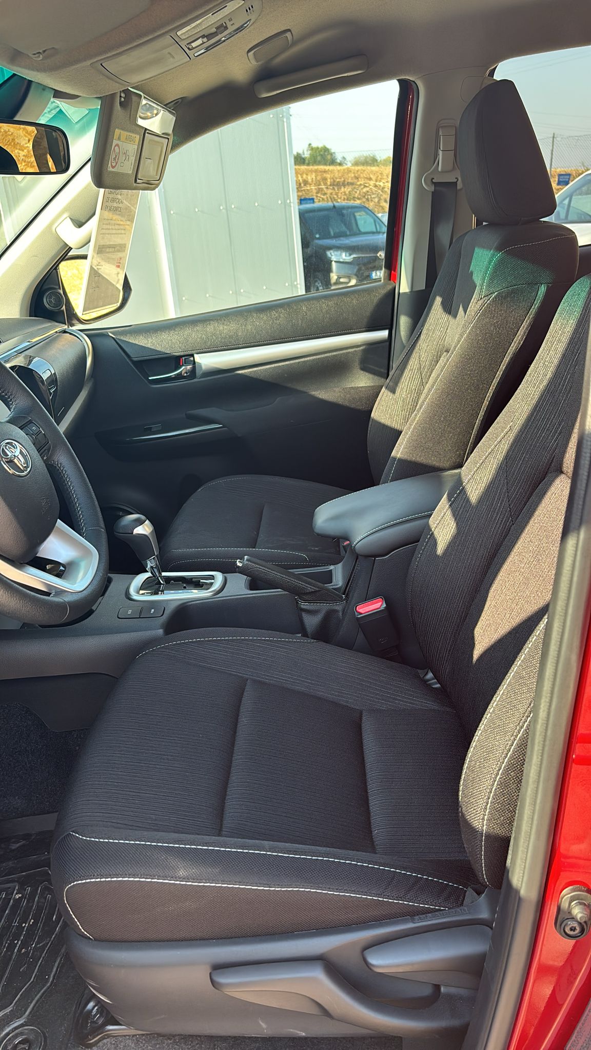 TOYOTA HILUX Hilux 2.4D 4x4 Tracker 3L