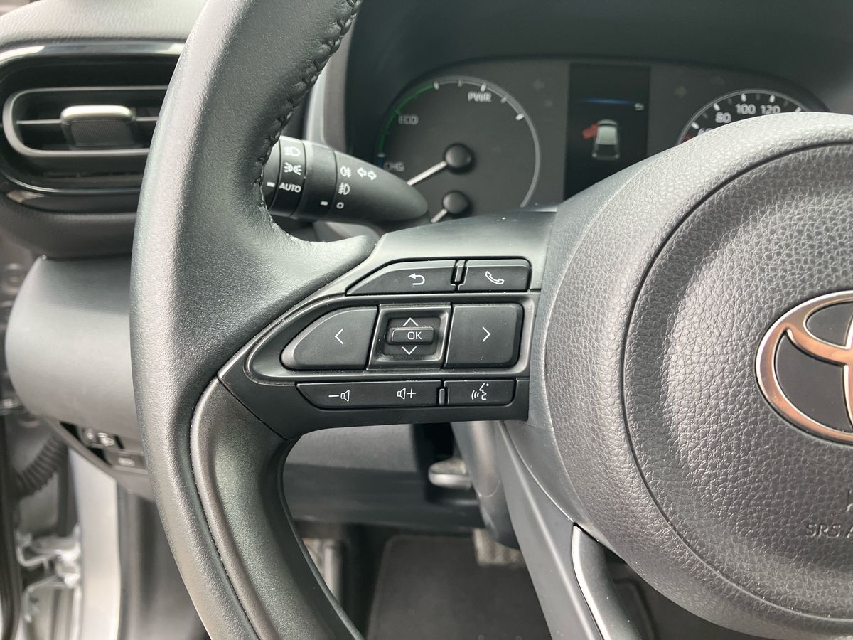 TOYOTA YARIS Yaris 1.5 Hybrid 115 Comfort Plus