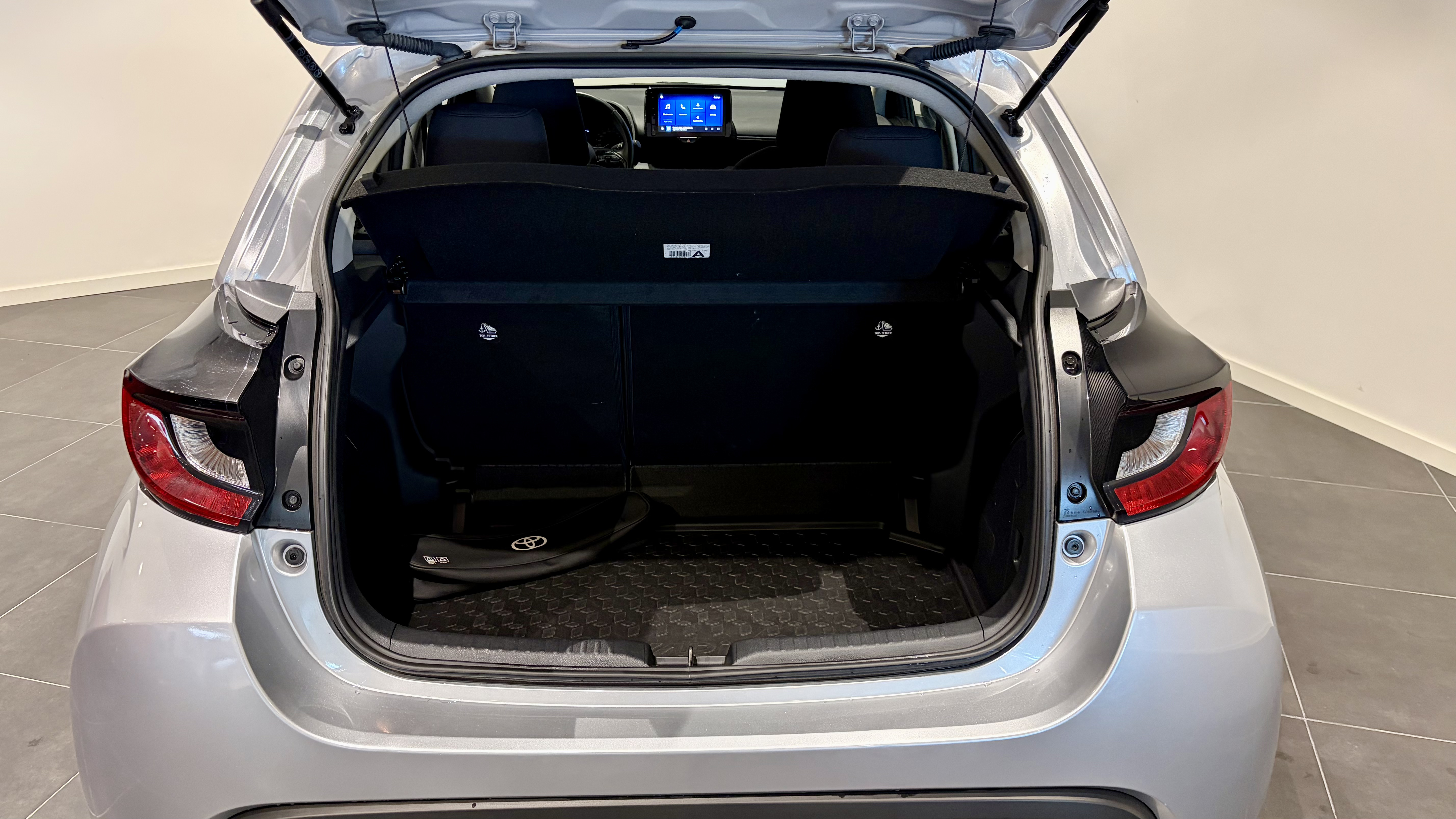 TOYOTA YARIS Yaris 1.5 Hybrid 115 Comfort Plus