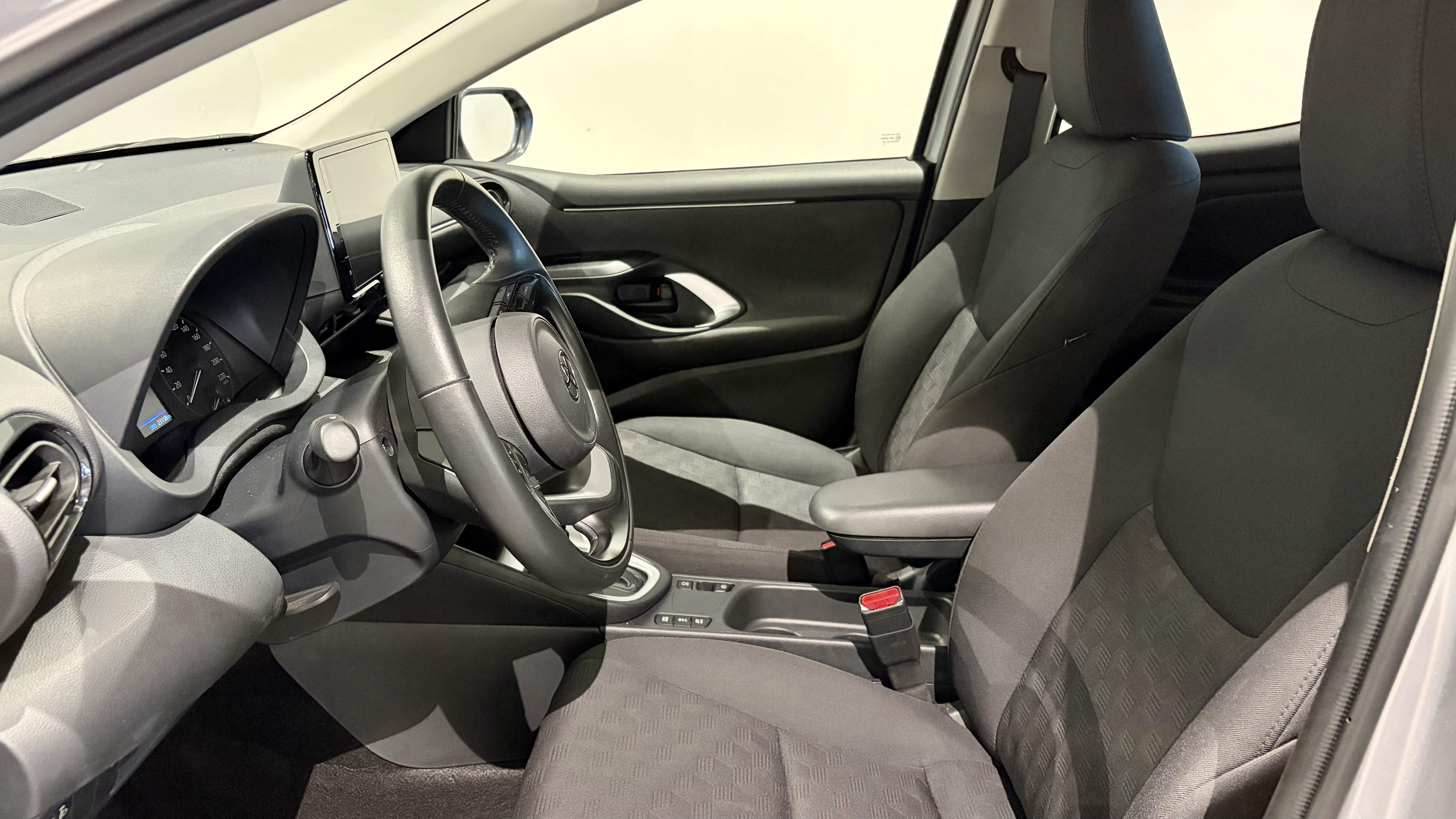 TOYOTA YARIS Yaris 1.5 Hybrid 115 Comfort Plus
