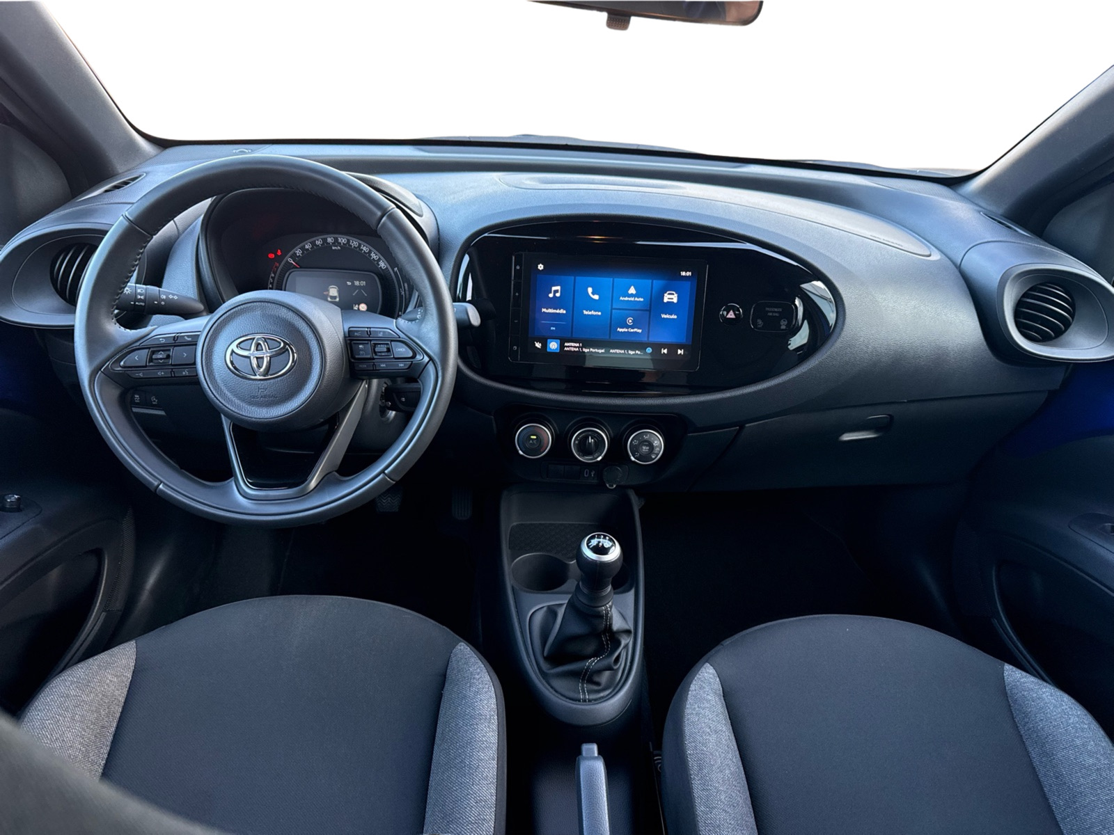 TOYOTA AYGO X Aygo X play 1.0G MT