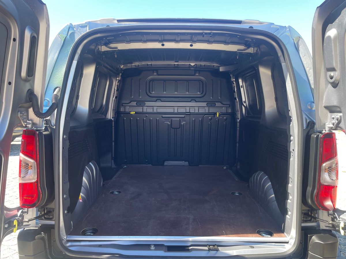 TOYOTA PROACE CITY BEV Proace City BEV L1 50kWh Exclusive