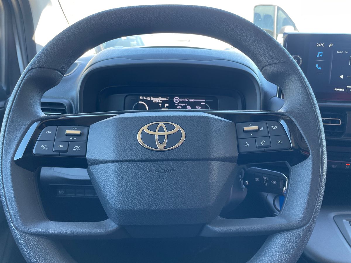 TOYOTA PROACE CITY BEV Proace City BEV L1 50kWh Exclusive