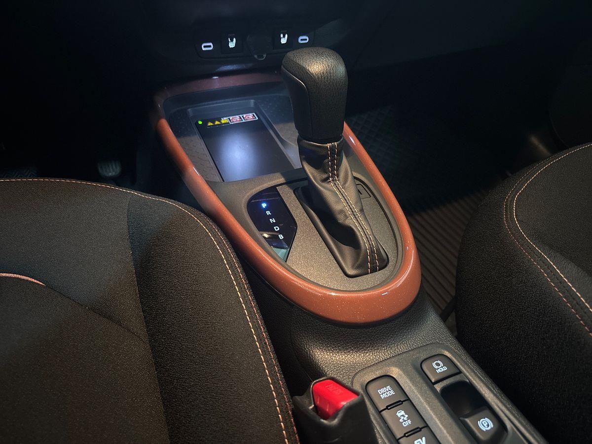 TOYOTA AYGO X Aygo X Hybrid 115 Envy