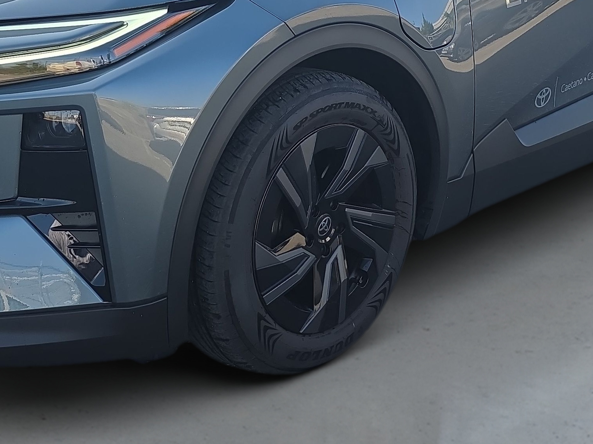 TOYOTA TOYOTA C-HR+ Toyota C-HR+ BEV 77kWh Premium