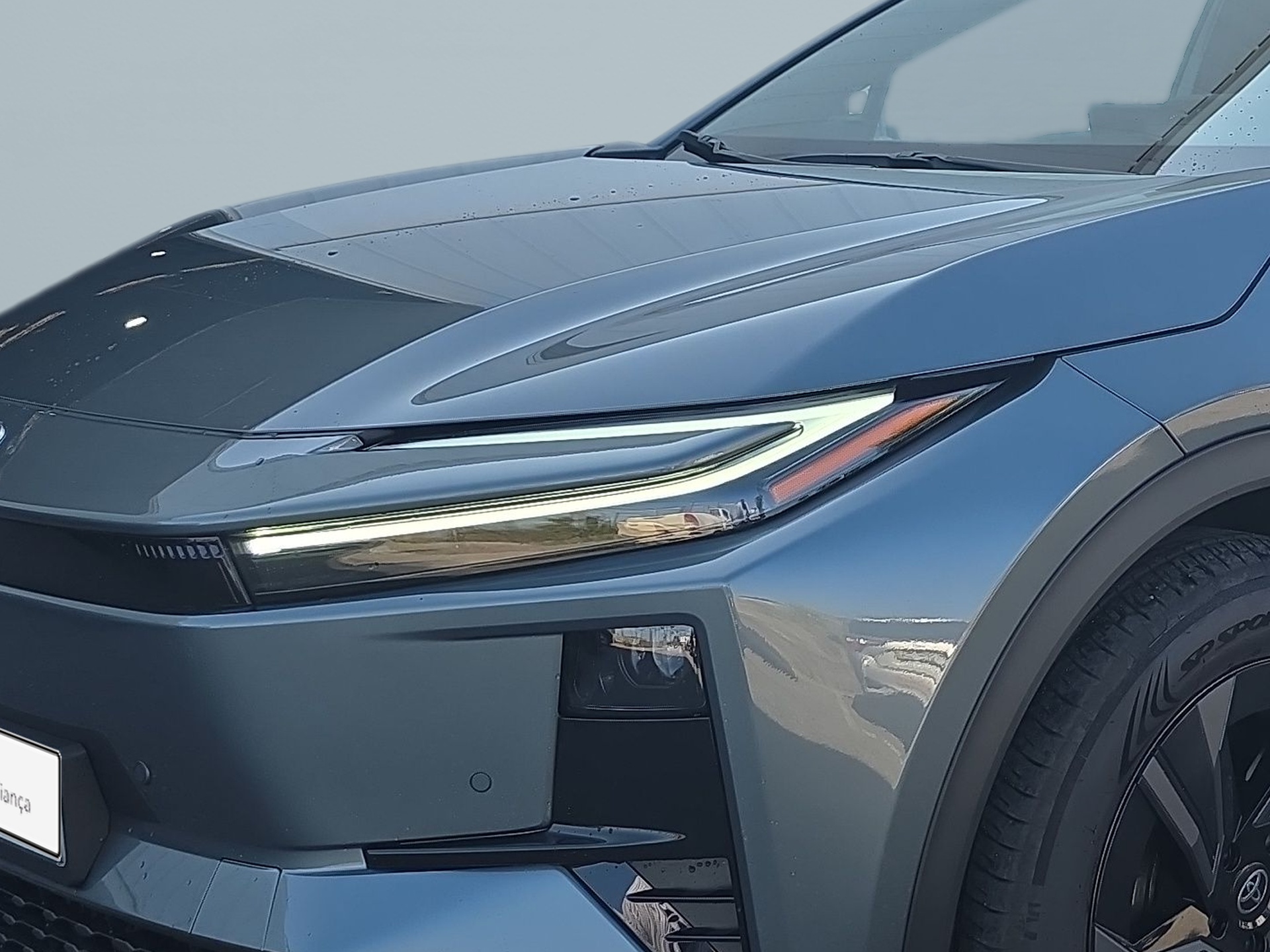 TOYOTA TOYOTA C-HR+ Toyota C-HR+ BEV 77kWh Premium