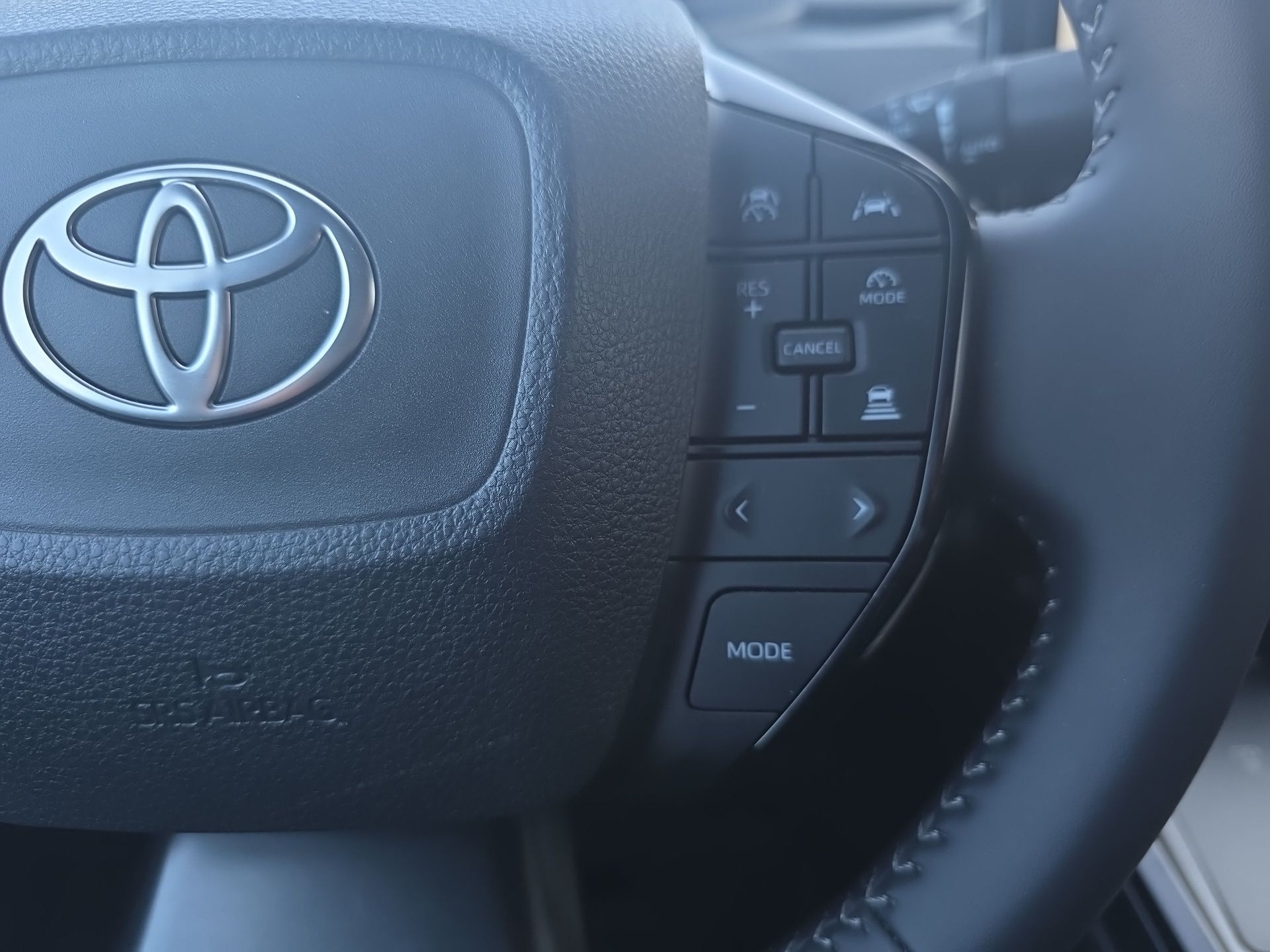 TOYOTA TOYOTA C-HR+ Toyota C-HR+ BEV 77kWh Premium